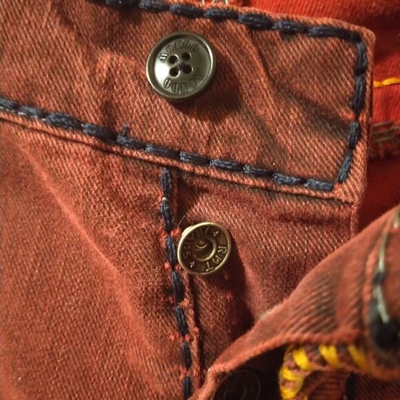 RNT 23 maroon button fly relaxed jeans with exaggerated stitching size 34 - Picture 10 of 11